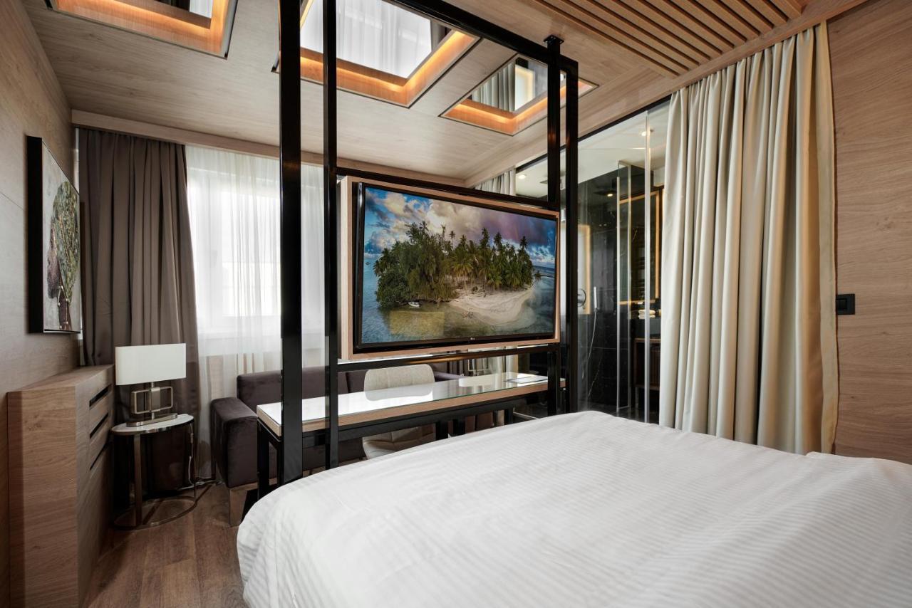 Eden Luxury Suites Terazije เบลเกรด ภายนอก รูปภาพ