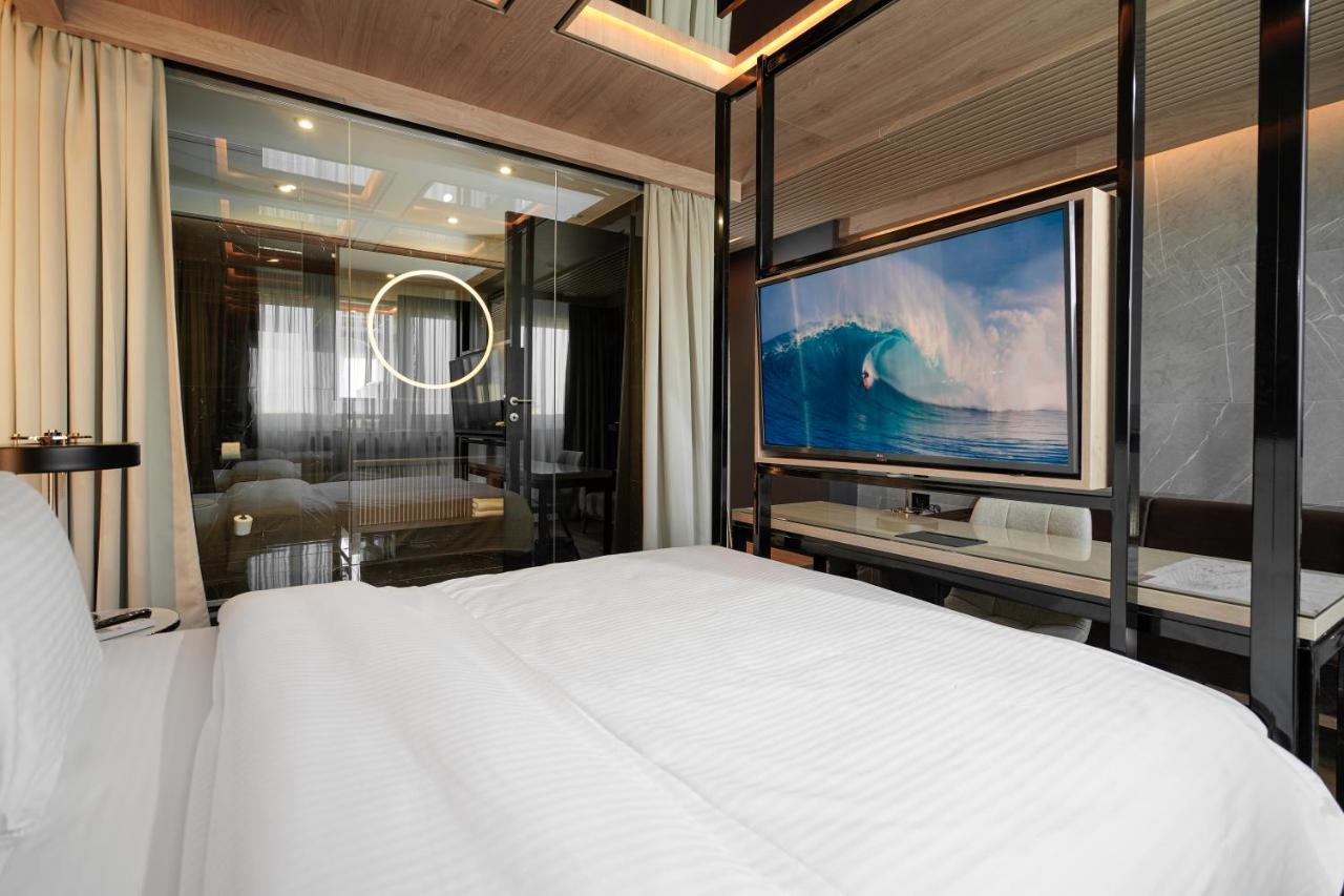 Eden Luxury Suites Terazije เบลเกรด ภายนอก รูปภาพ